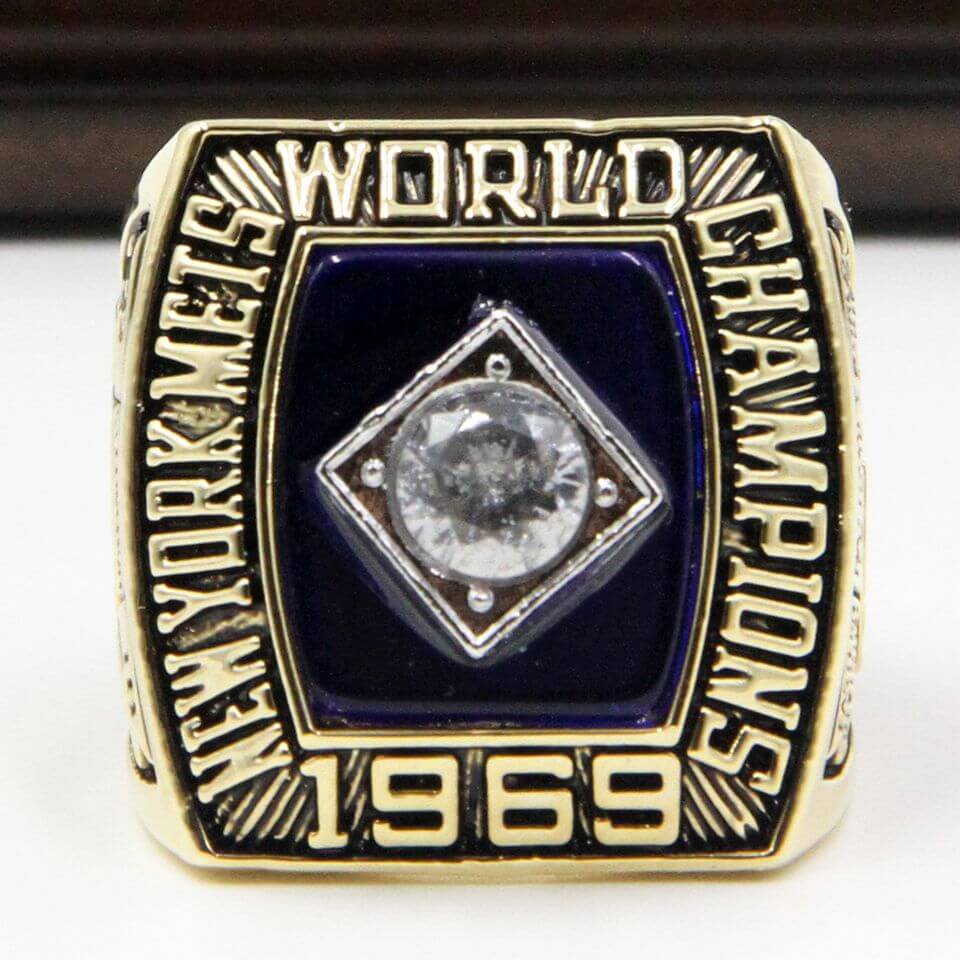 MLB 1969 New York Mets World Series Championship Replica Ring