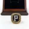 MLB 1979 Pittsburgh Pirates World Series Championship Replica Fan Ring with Wooden Display Case