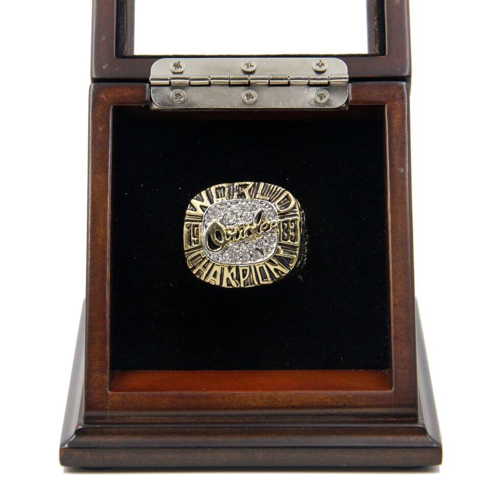 MLB 1983 Baltimore Orioles World Series Championship Replica Ring