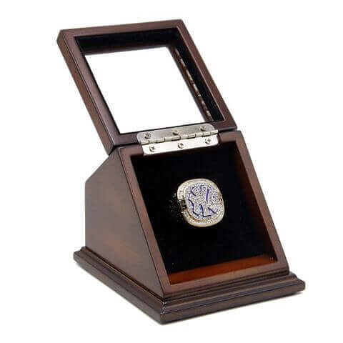 MLB 1999 New York Yankees World Series Championship Replica Fan Ring with Wooden Display Case