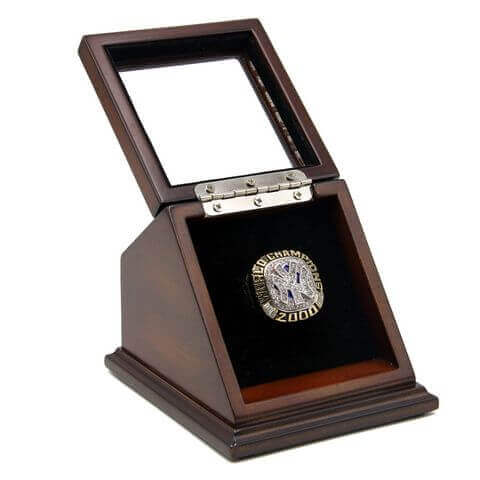 MLB 2000 New York Yankees World Series Championship Replica Fan Ring with Wooden Display Case