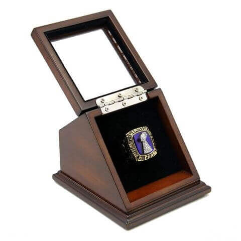 NFL 1986 Super Bowl XXI New York Giants Championship Replica Fan Ring with Wooden Display Case