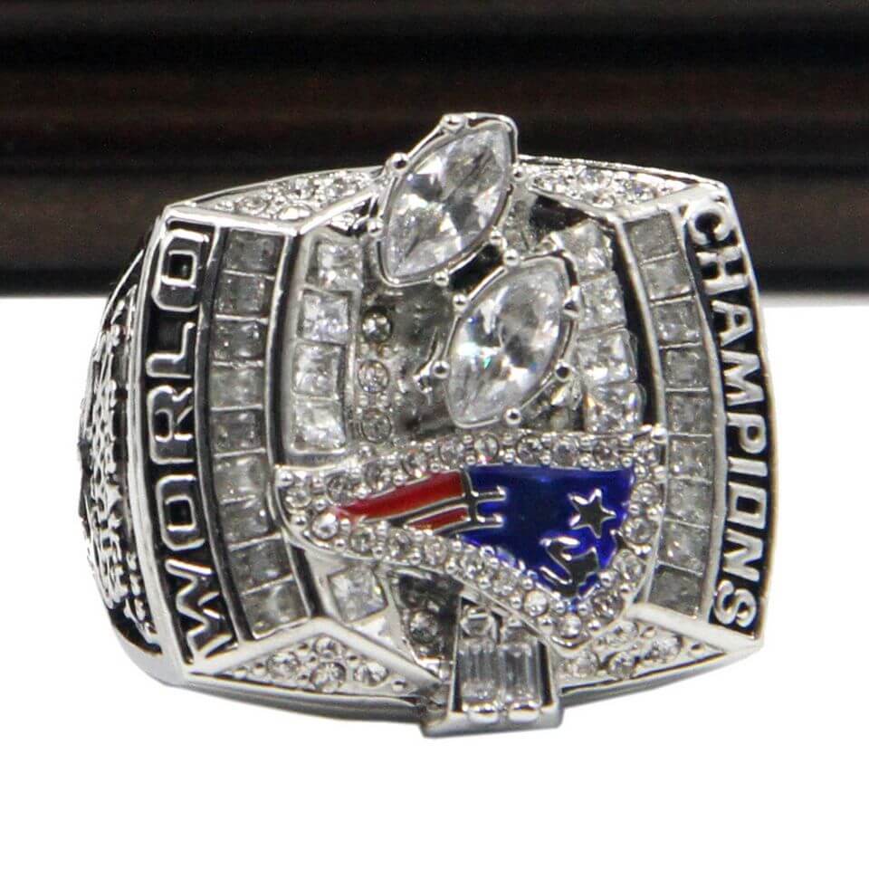 NFL 2003 Super Bowl XXXVIII New England Patriots Championship Replica Ring