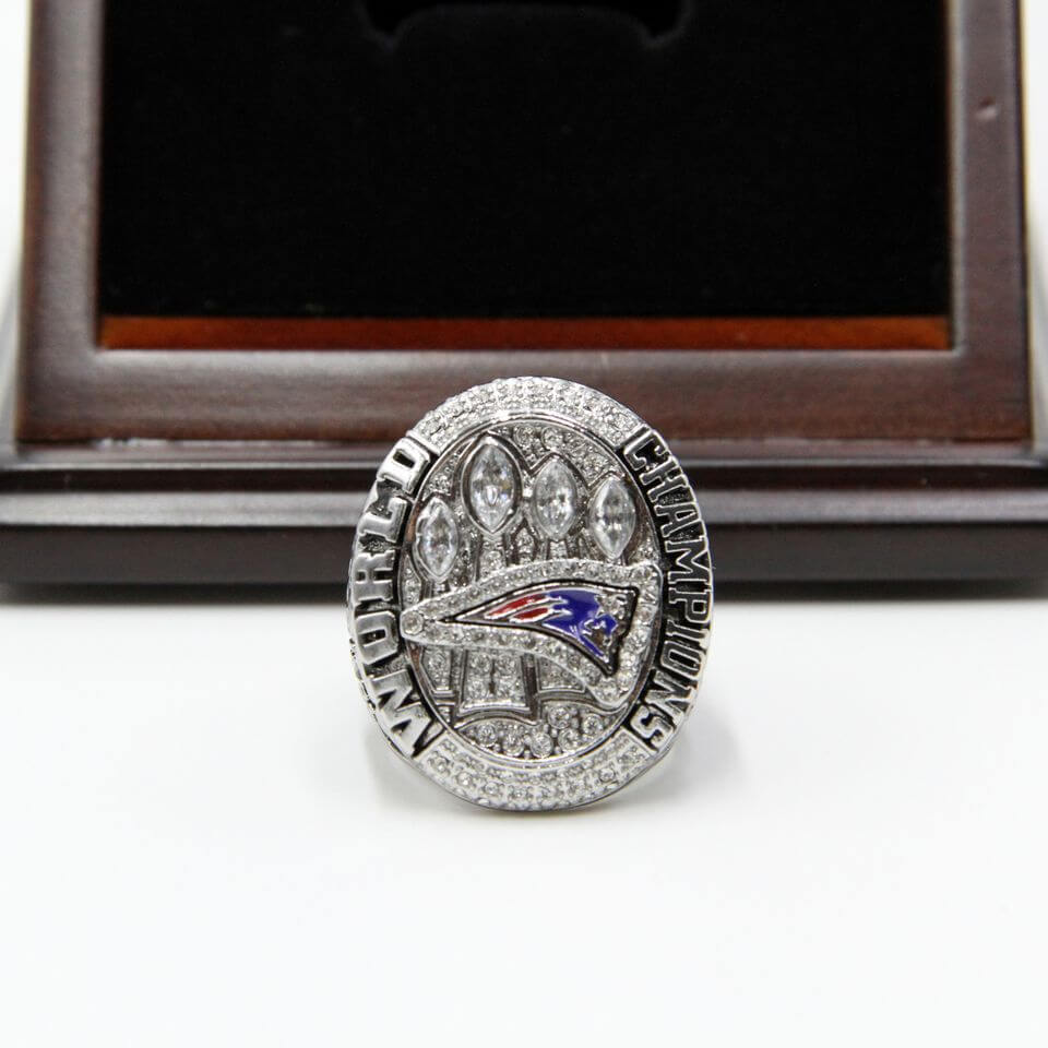 NFL 2016 Super Bowl LI New England Patriots Championship Replica Ring