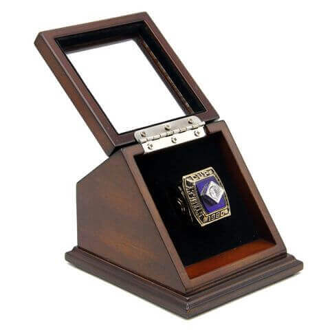 NHL 1980 New York Islanders Stanley Cup Championship Replica Fan Ring with Wooden Display Case