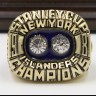 NHL 1981 New York Islanders Stanley Cup Championship Replica Fan Ring with Wooden Display Case