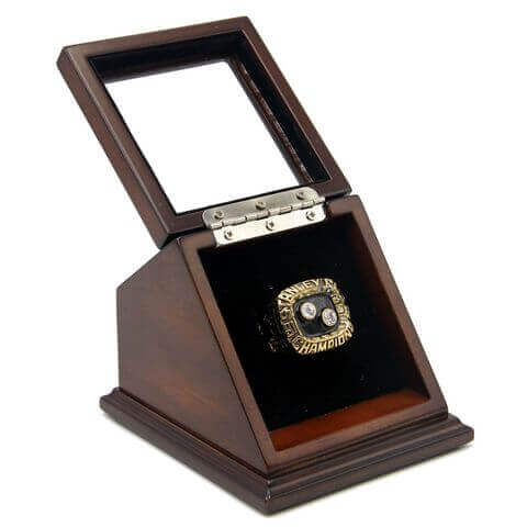 NHL 1992 Pittsburgh Penguins Stanley Cup Championship Replica Fan Ring with Wooden Display Case