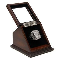 NHL 2010 Chicago Blackhawks Stanley Cup Championship Replica Fan Ring with Wooden Display Case