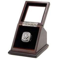 NHL 2015 Chicago Blackhawks Stanley Cup Championship Replica Fan Ring with Wooden Display Case